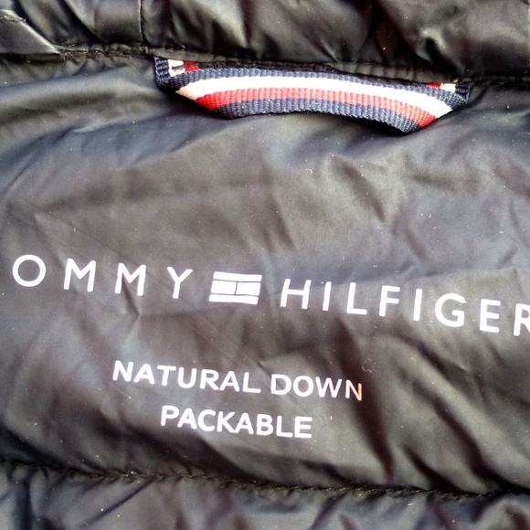 Tommy Hilfiger Packable Down Black Puffer Jacket - Picture 2 of 7